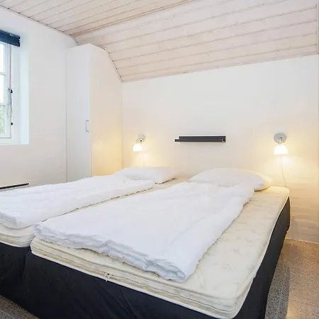 10 Person Holiday In Feriehus *