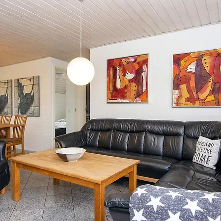 10 Person Holiday In Feriehus *