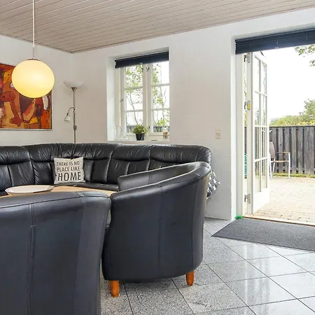 10 Person Holiday In Feriehus Ulfborg